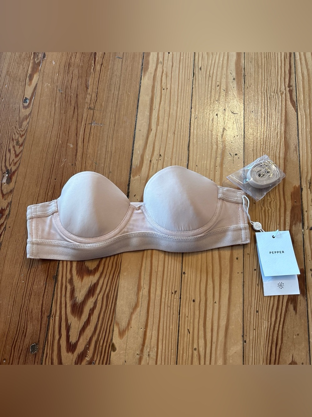 Pepper MVP Multiway Strapless Bra New 32AA Buff Beige Lightly Lined Back Close
